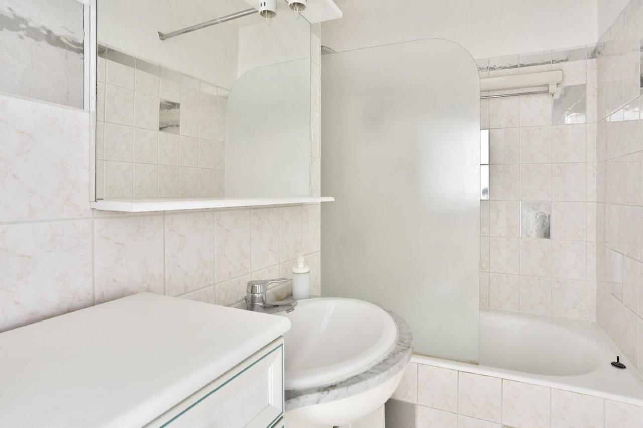 Appartement Quartier Galeries Lafayette Haussmann Free Netflix Parijs